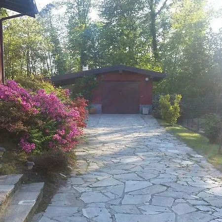 Hébergement de vacances L'oasi Del Relax Oleggio Castello